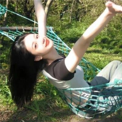 女学生和亨利先生